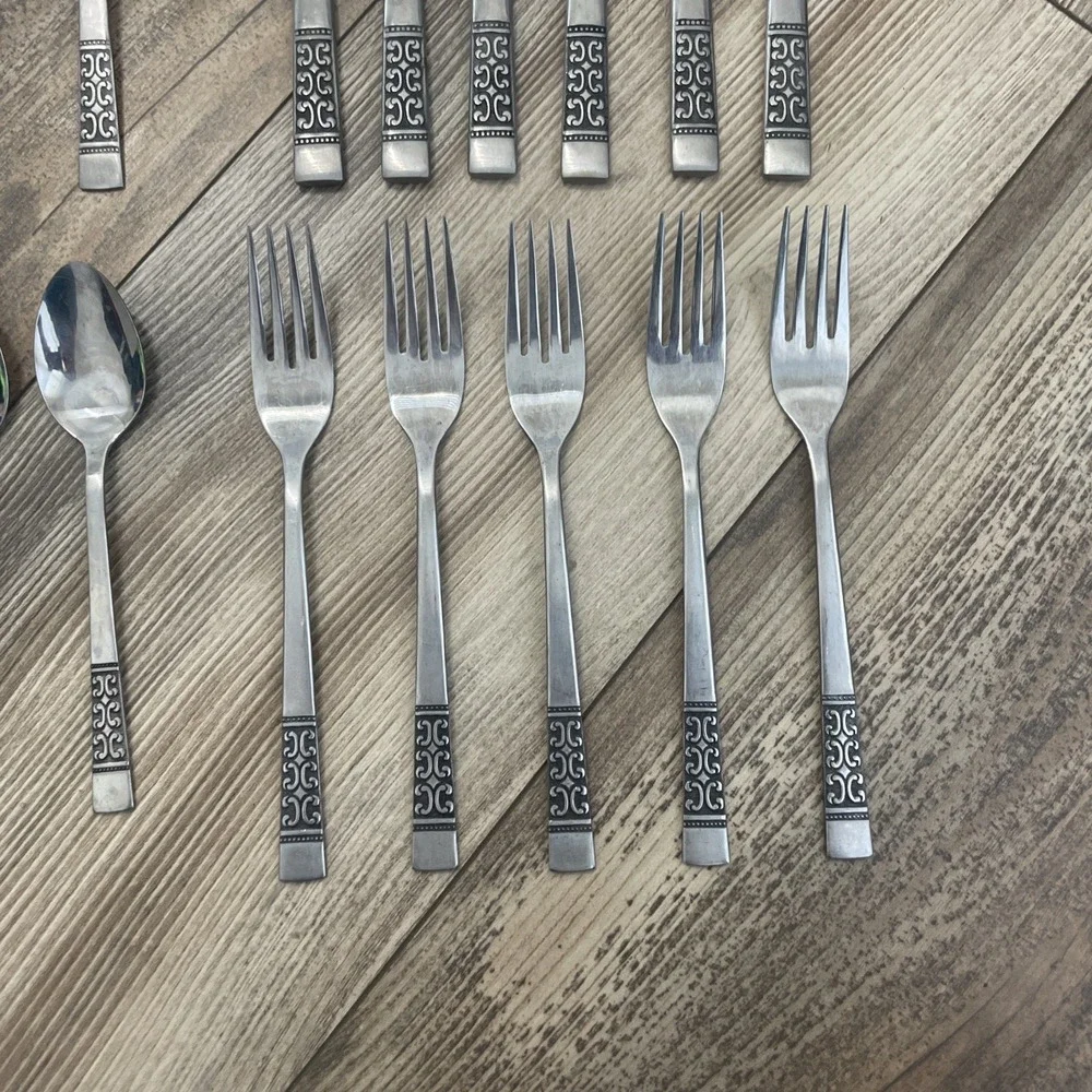 Rare KOREA Rogers Co Stainless CASA VISTA Flatware 24 Pcs replacements‎